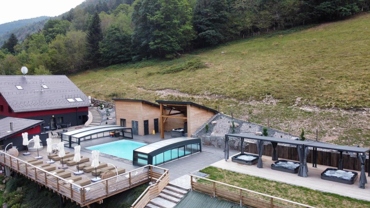 La Ferme De Rochesson, Jacuzzis & Piscine Commune Διαμέρισμα Εξωτερικό φωτογραφία