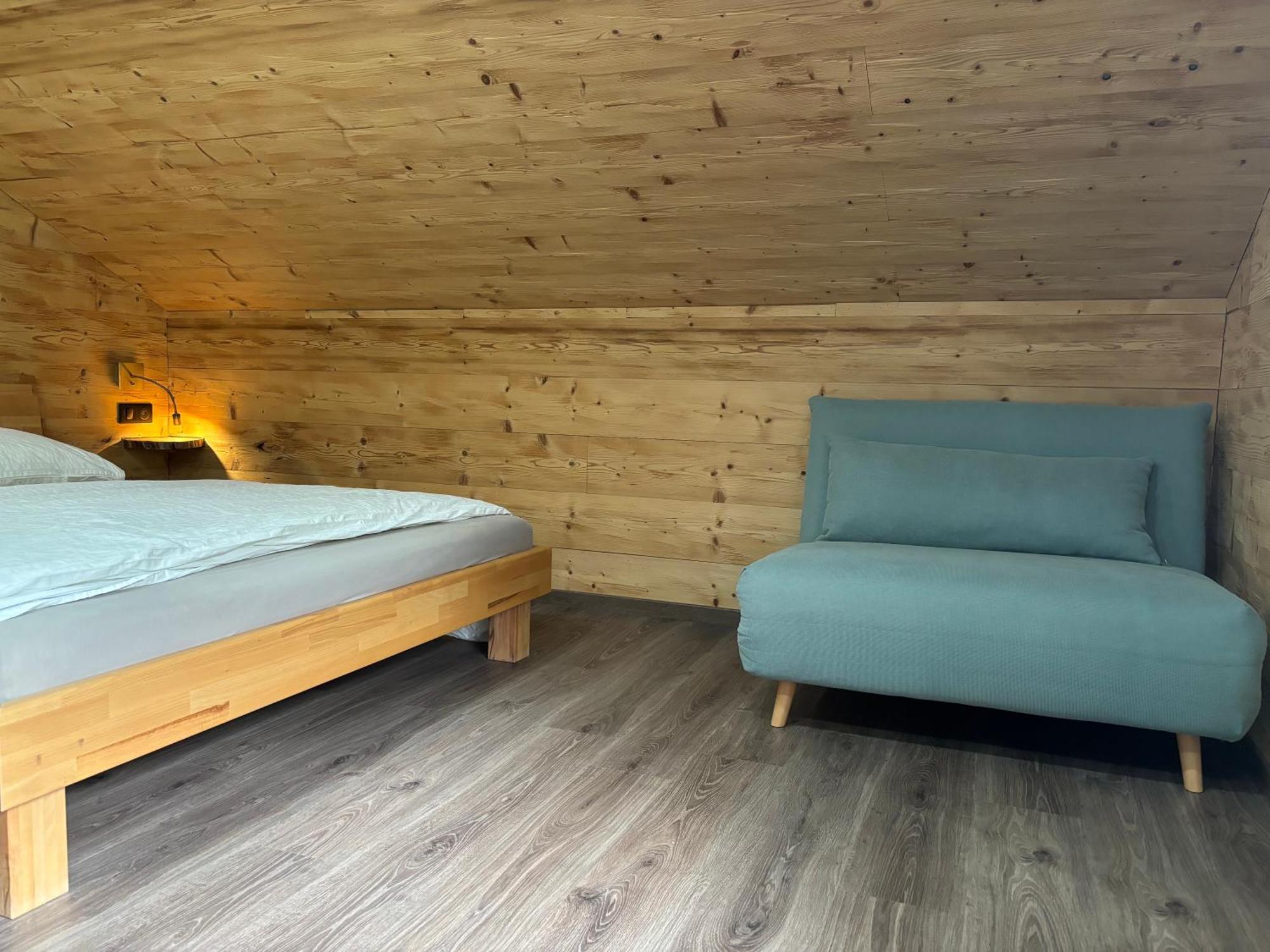 La Ferme De Rochesson, Jacuzzis & Piscine Commune Εξωτερικό φωτογραφία