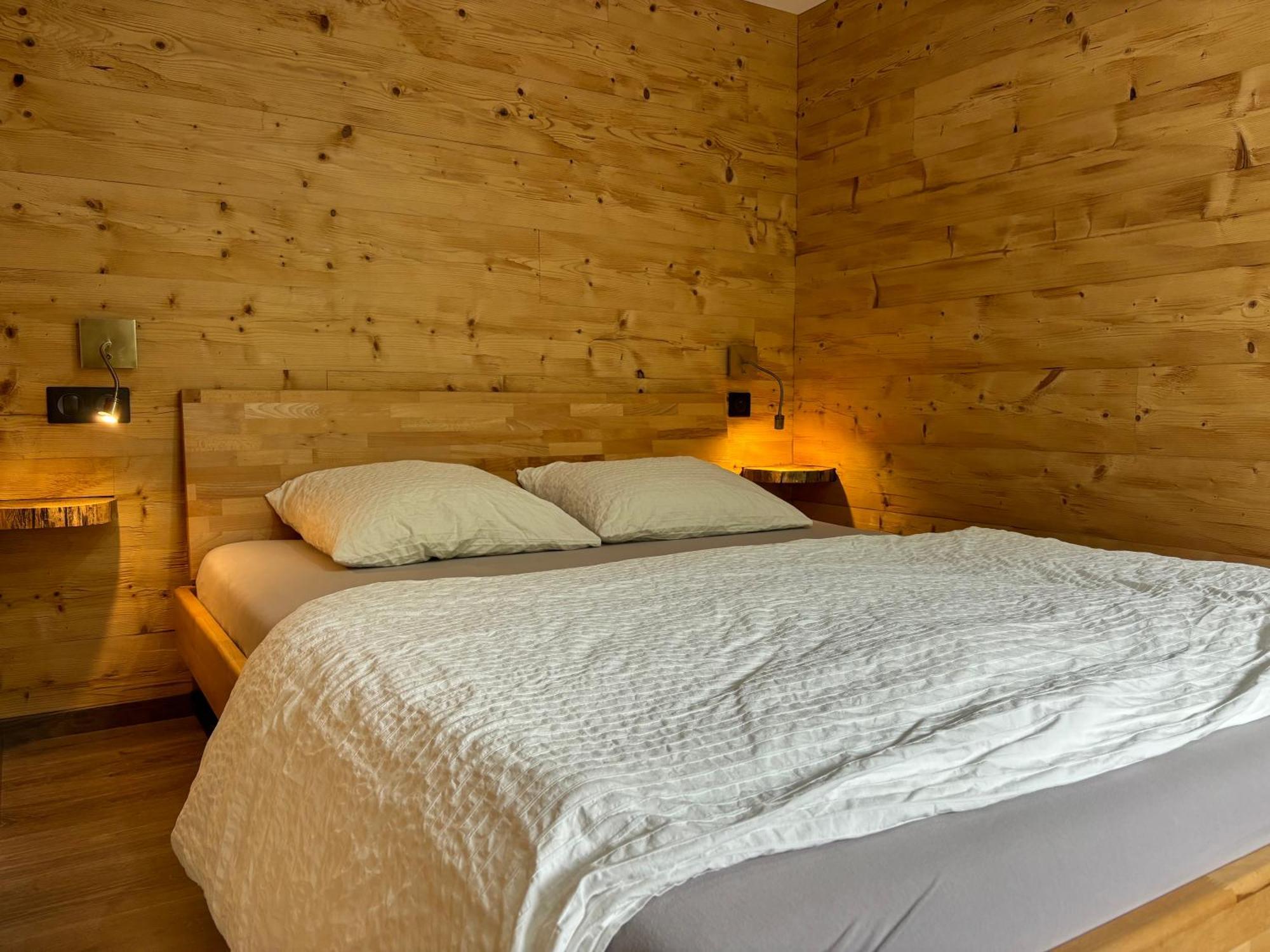 La Ferme De Rochesson, Jacuzzis & Piscine Commune Εξωτερικό φωτογραφία